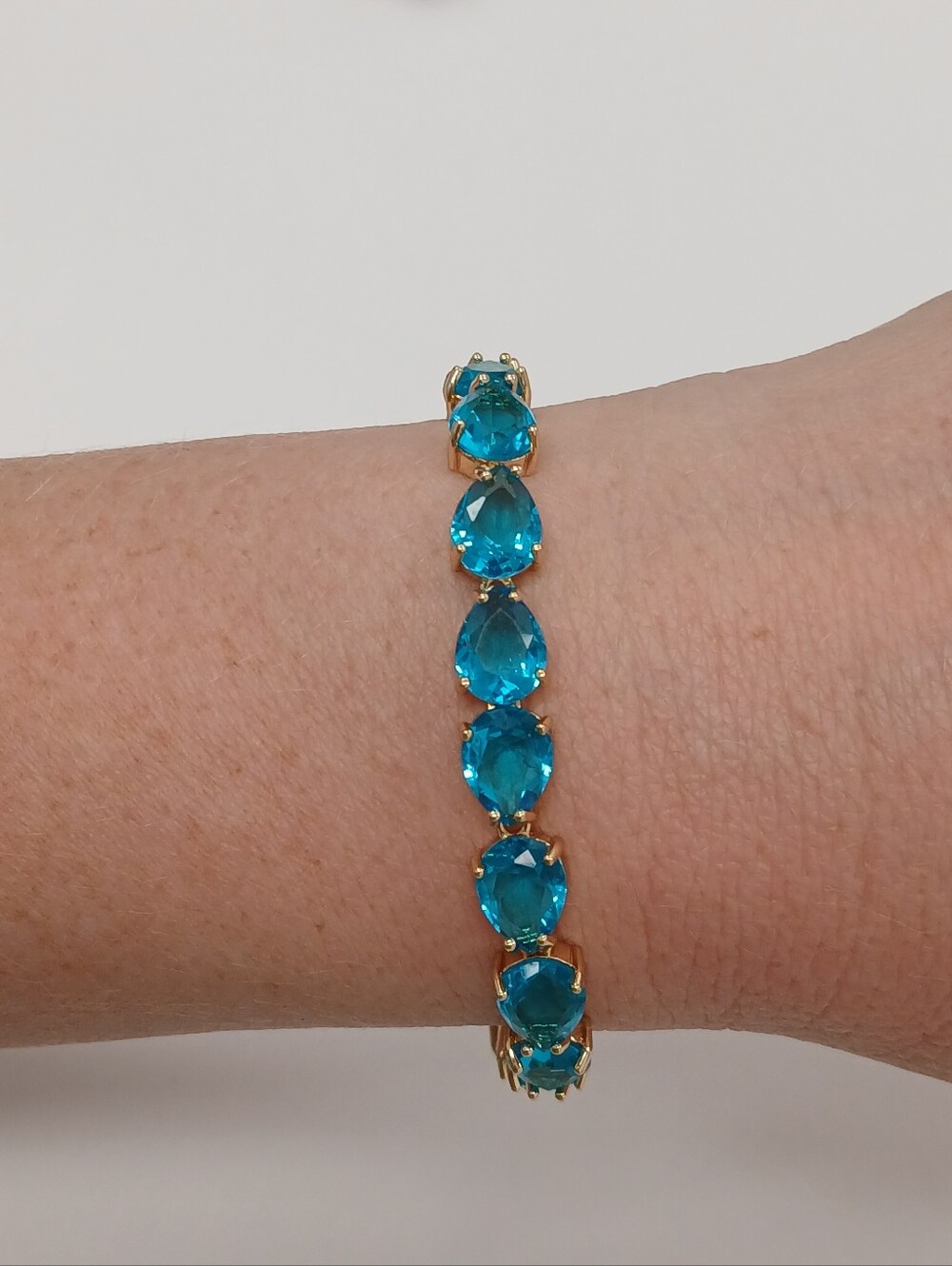 New! 18k Gold Plated Crystal Blue Teardrop CZ Tennis Bracelet 7" Pretty Bird